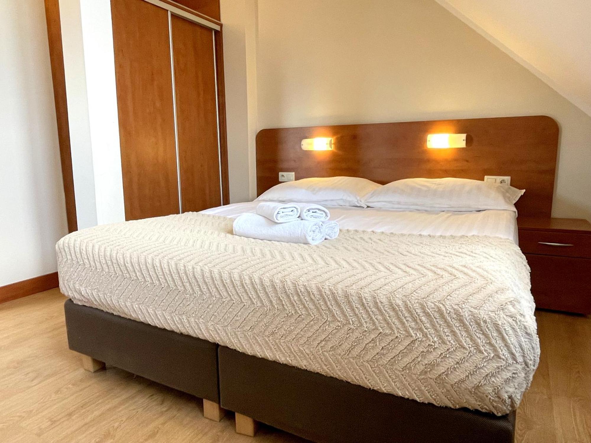 Hl Lebski Apartamenty Łeba Esterno foto